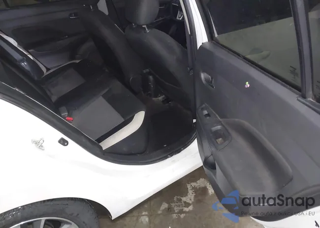 3N1CN8EV2ML882270: 44259864