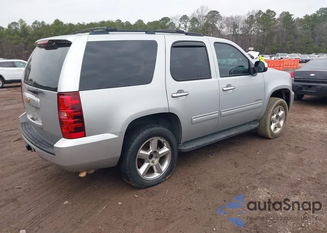 1GNSCAE04ER124068: 44259902