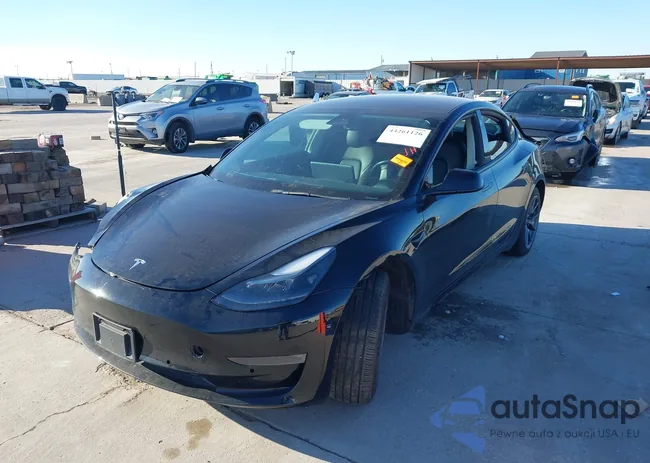 5YJ3E1EB7NF164806: 44261126