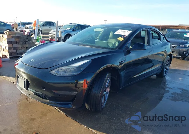 5YJ3E1EB7NF164806: 44261126