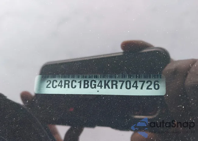 2C4RC1BG4KR704726: 44261165