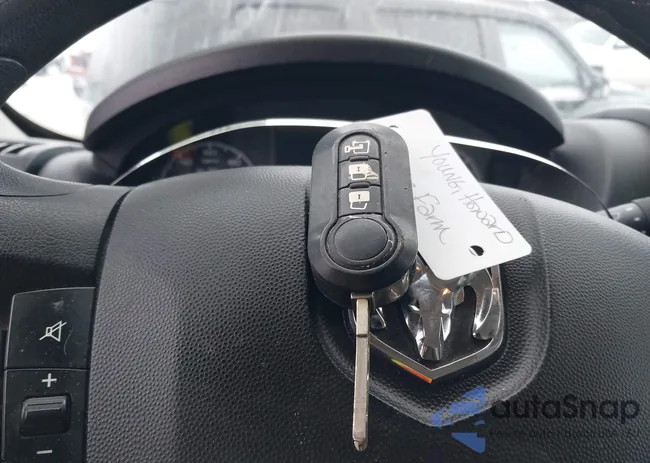 3C6TRVCG1JE154760: 44261176