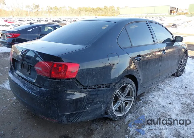 3VW1K7AJ5EM436892: 44261180