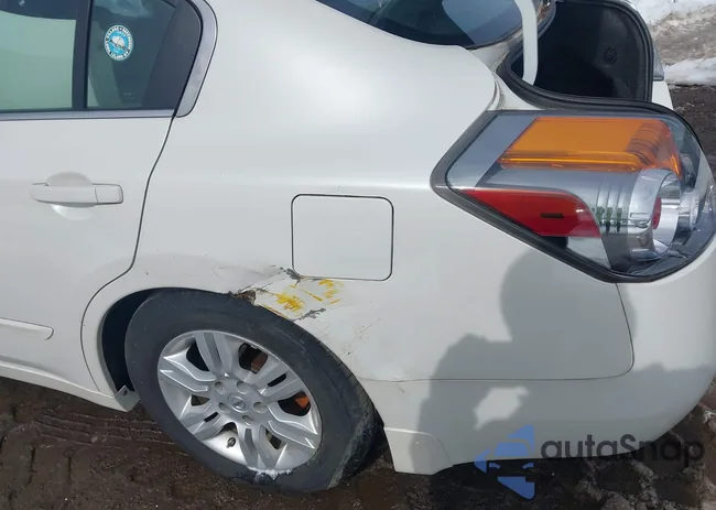 1N4AL2AP2CN485547: 44261242