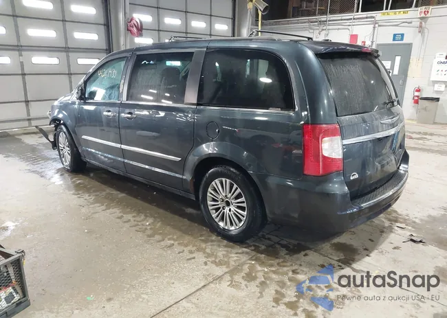 2C4RC1CGXER195440: 44261430