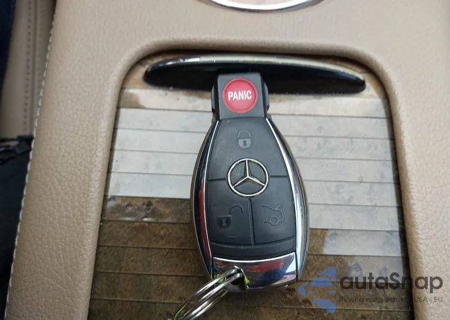 WDBUF87X38B187587: 44261453