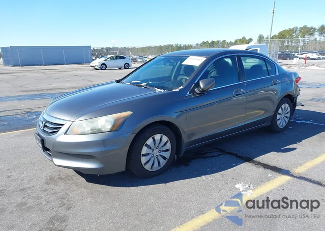 1HGCP2F33BA044059: 44261613