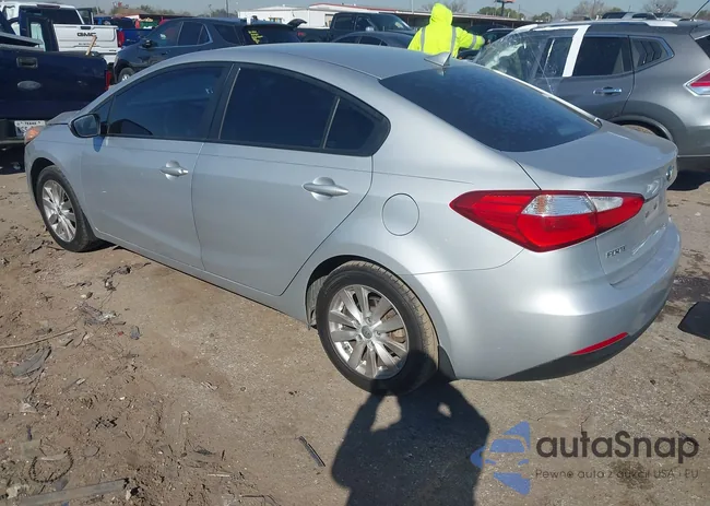 KNAFX4A6XG5482387: 44261649