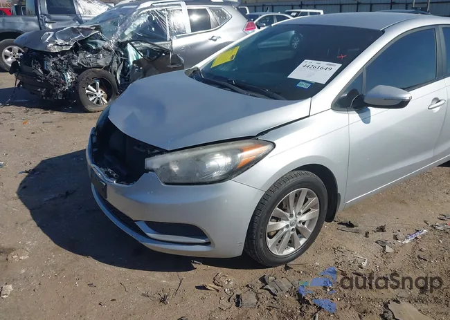 KNAFX4A6XG5482387: 44261649