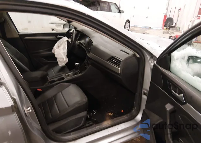 3VWC57BU2MM033427: 44260723