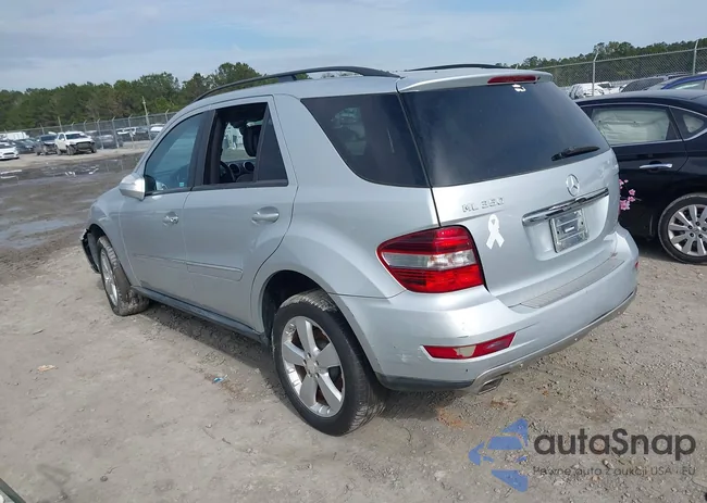 4JGBB86E89A487200: 44260731