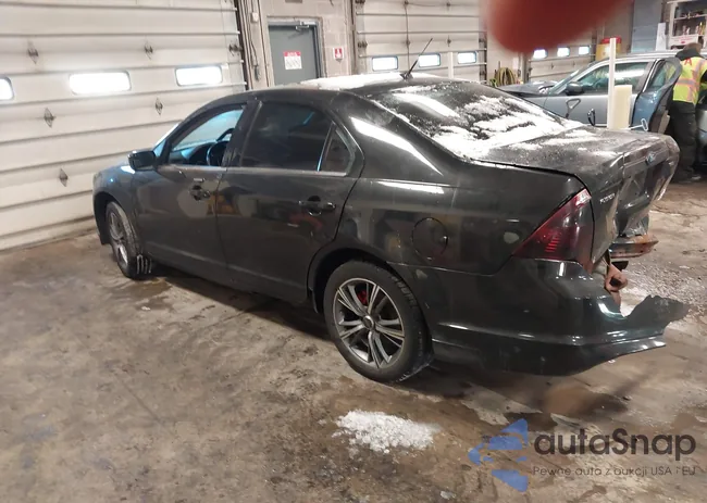 3FAHP0JA9BR255437: 44260790