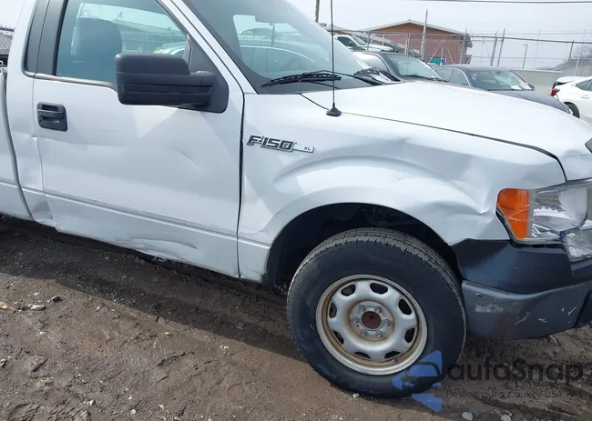 1FTMF1CM5DFB16236: 44260796