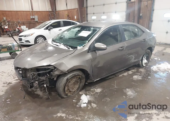 2T1BURHE9JC039422: 44260843