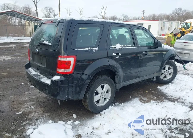 1FMCU0C78CKA38333: 44260870