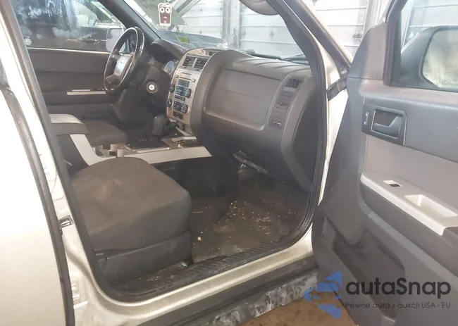 1FMCU9D78BKB98861: 44260910