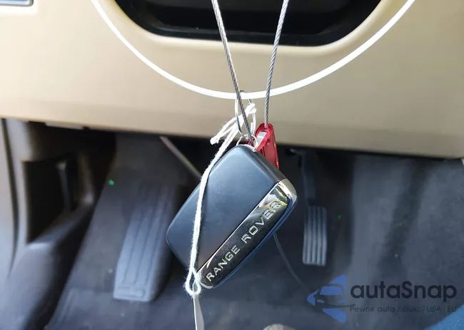 SALWR2FV0HA130857: 44261007