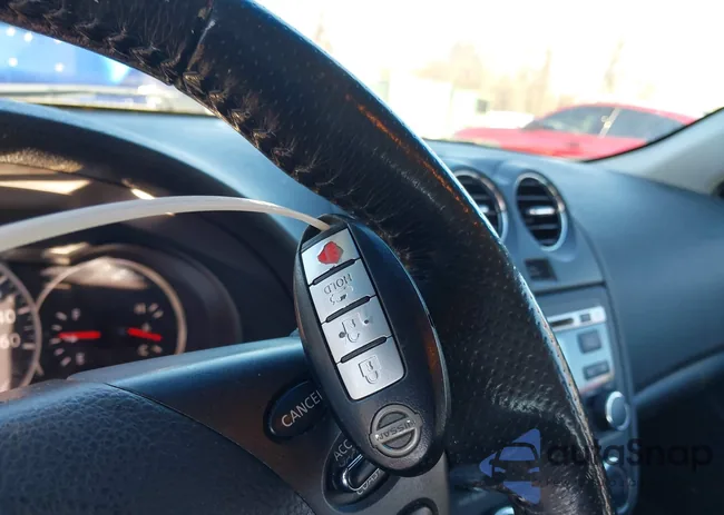 1N4AL2AP3AN532176: 44261068