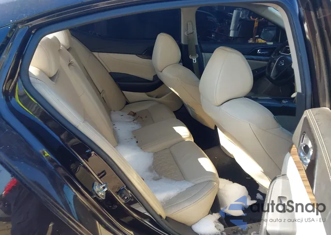 1N4AA6AP1HC432239: 44261074