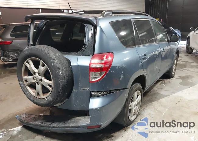 2T3BF4DV1CW245541: 44261087