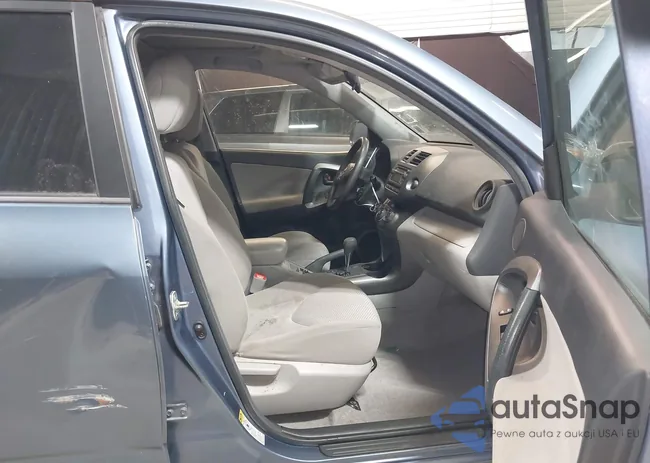 2T3BF4DV1CW245541: 44261087