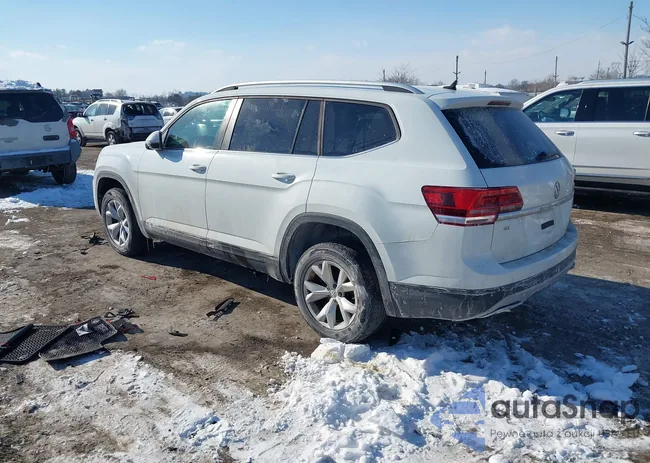 1V2LR2CA8JC550449: 44262178