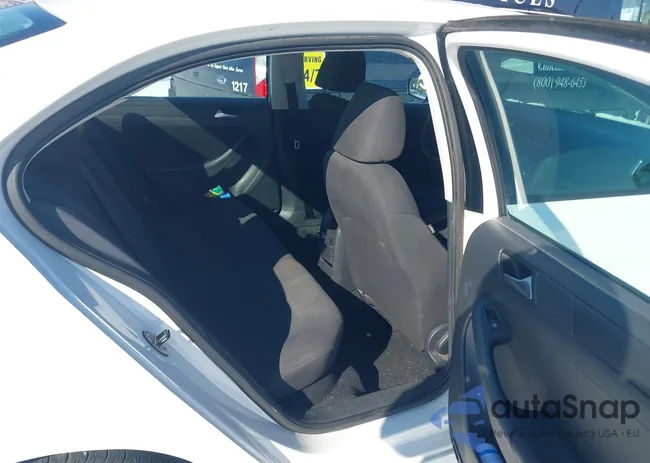 3VW2K7AJ2DM265912: 44262204