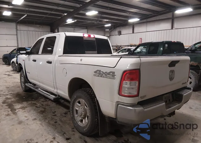 3C6UR5CJ1MG559185: 44262303