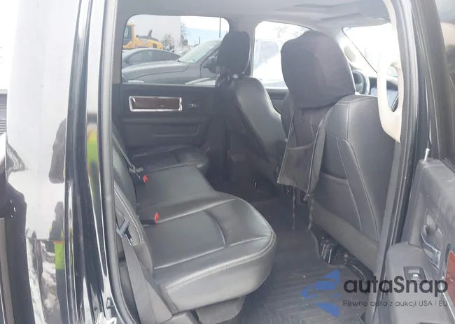 1D3HB13T29S730493: 44262344