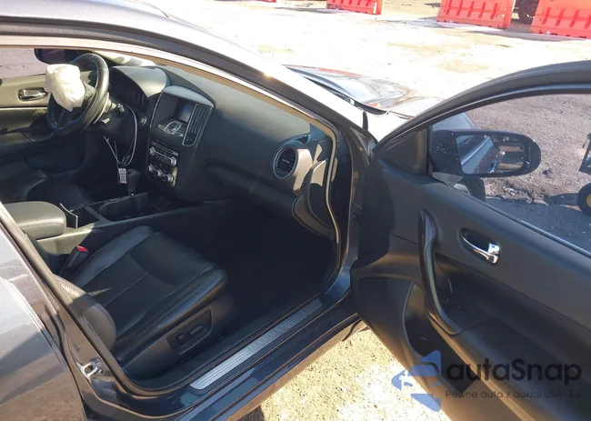 1N4AA5AP3DC813479: 44262348