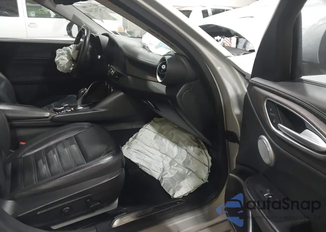 ZARFAEEN4H7538380: 44262360