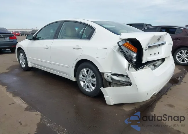 1N4AL2AP0CN561167: 44262364