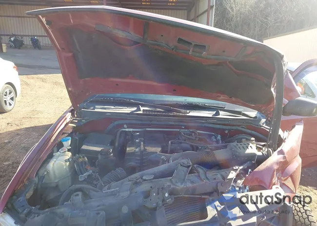 1N6BD0CT2EN724802: 44262413