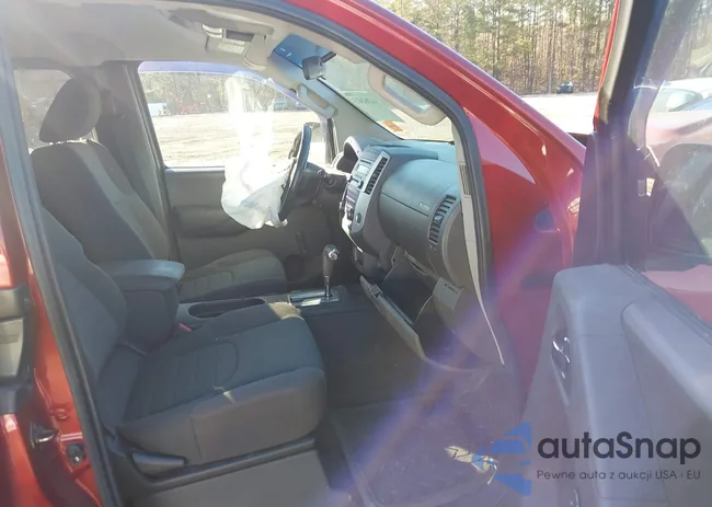 1N6BD0CT2EN724802: 44262413