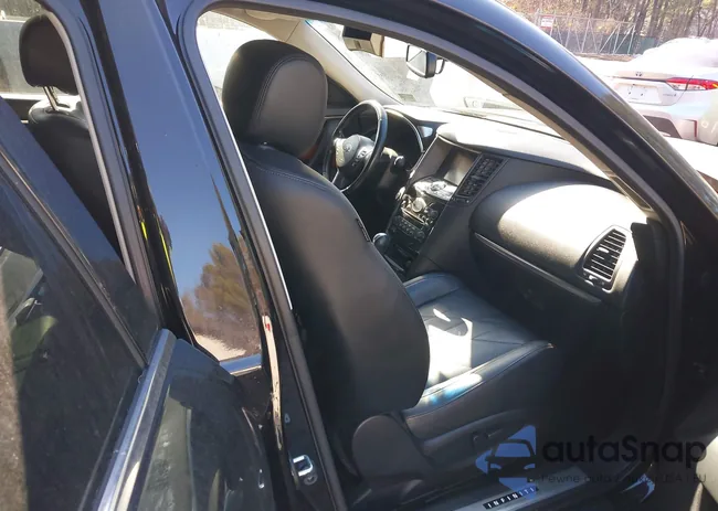 JN8CS1MW3EM412364: 44262450