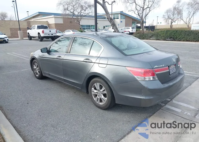 1HGCP2F44CA112041: 44262496