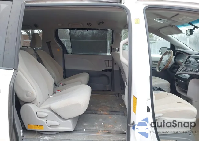 5TDKK3DC8BS142136: 44262517