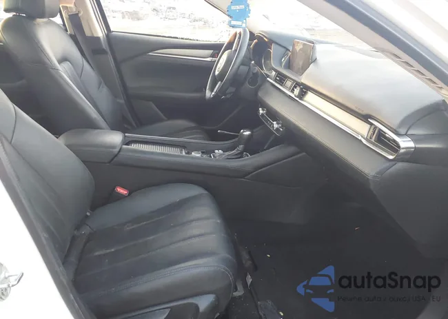 JM1GL1TY5M1615057: 44262557