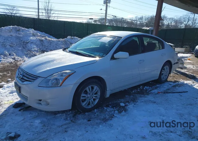 1N4AL2AP3AN562701: 44262670