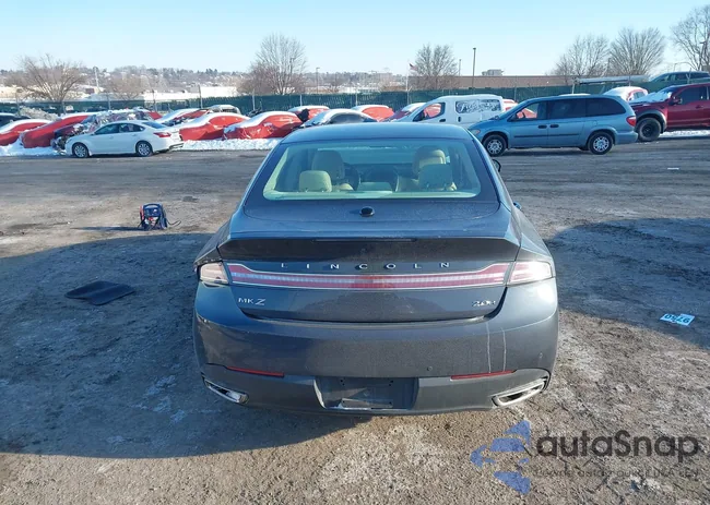 3LN6L2LUXDR822561: 44261748