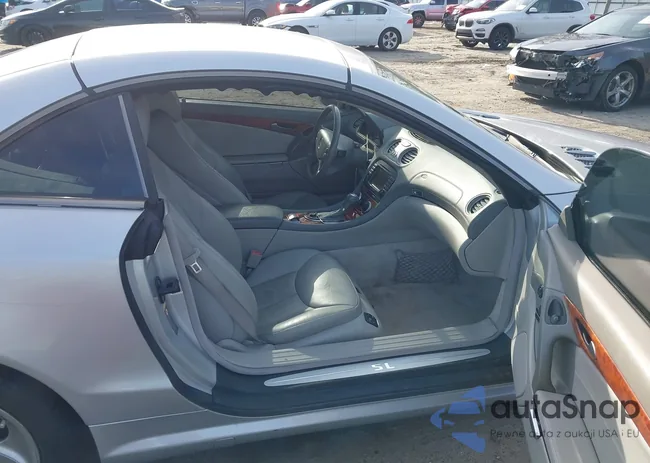 WDBSK75F25F103884: 44261859