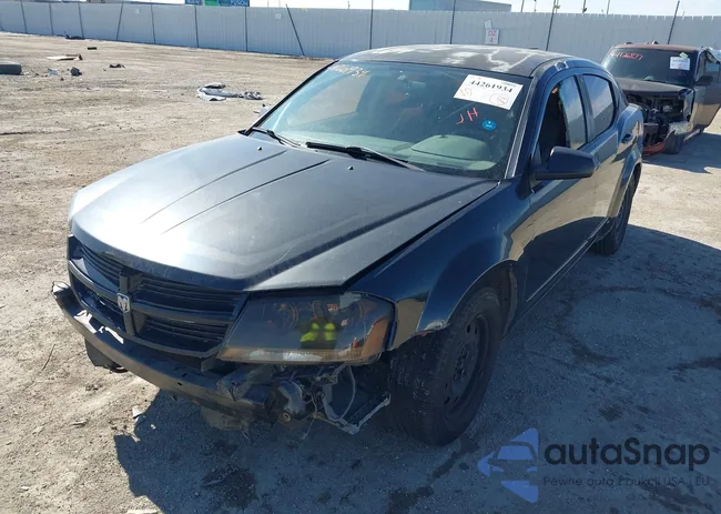 1B3LC46K48N575688: 44261934