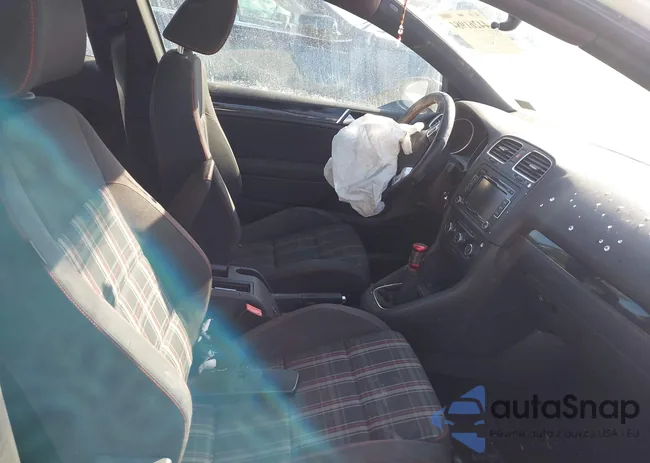 WVWEV7AJ3AW065205: 44261984