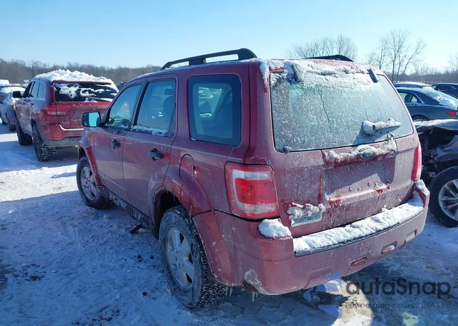 1FMCU02ZX8KB25693: 44262018