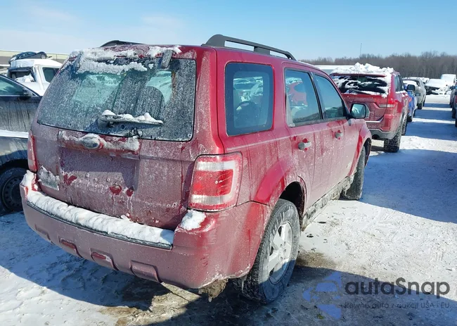 1FMCU02ZX8KB25693: 44262018