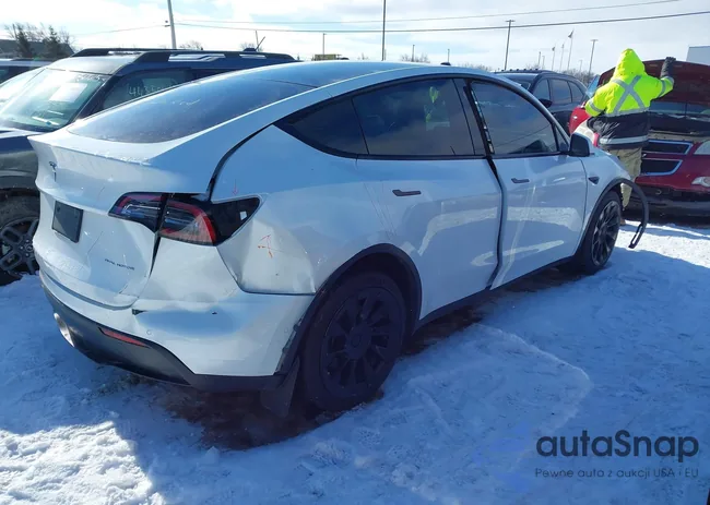 7SAYGDEE6NF386977: 44262097