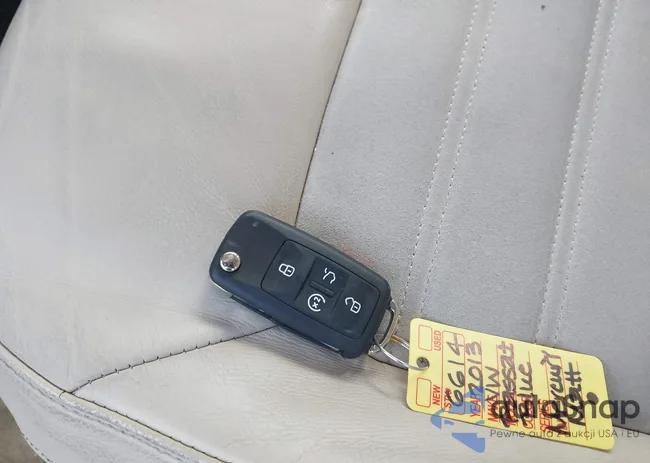 1VWCN7A36DC019797: 44263234