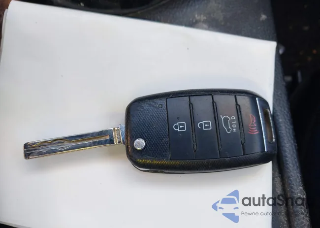 KNDJP3A52E7075275: 44263267