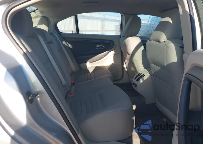 1FAHP2DW5AG170765: 44263371