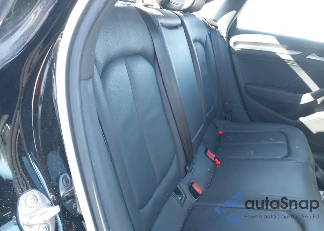 WAUBFGFF1F1122197: 44263534